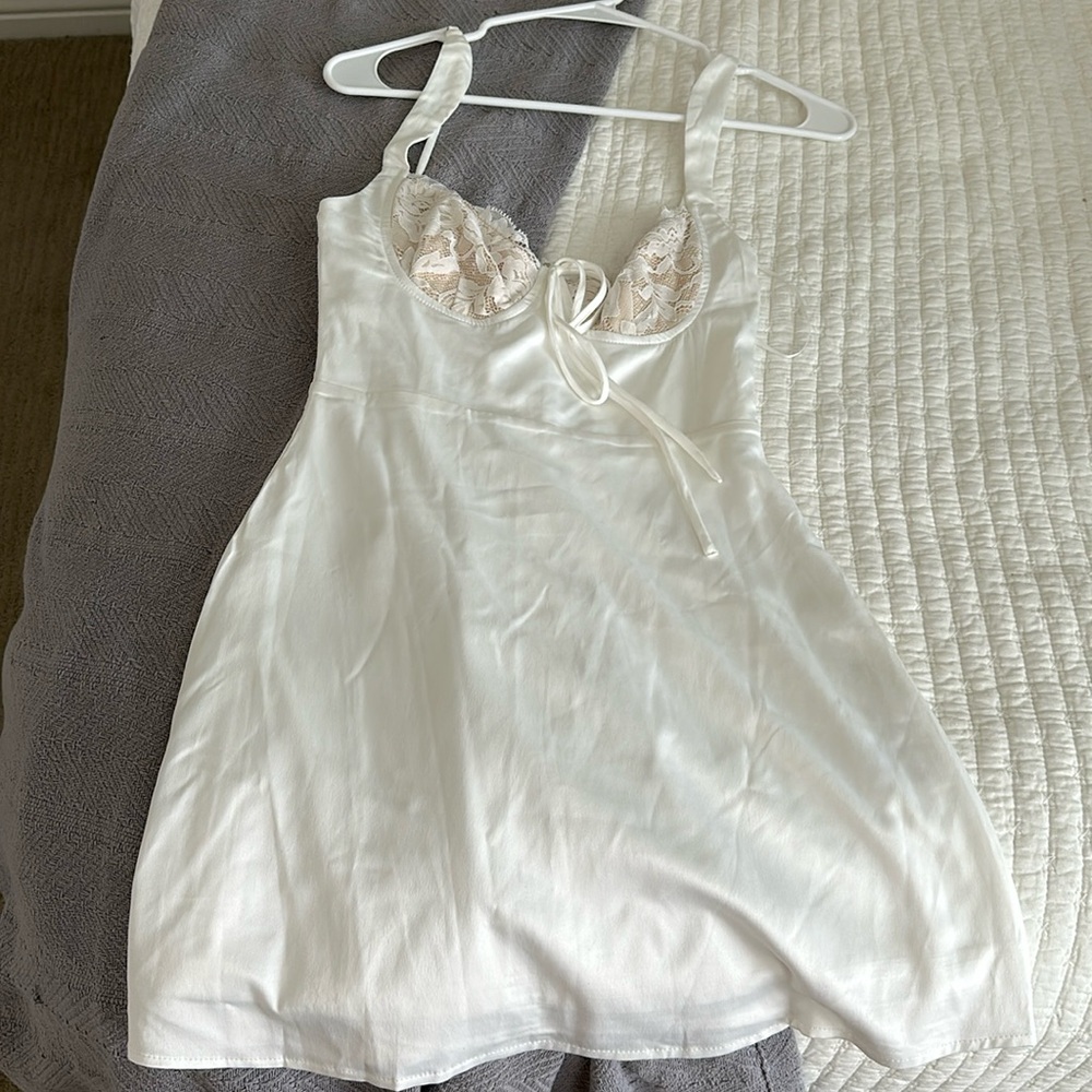 White dress with lace